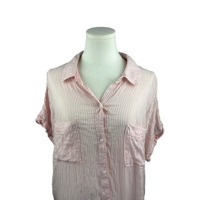 Women’s Cloth & Stone Size Large Pink & White Pinstriped Button Up Short Sleeve.
