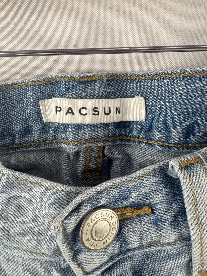 Women’s Pacsun Size 29x30 Light Blue Distressed Skinny Jean