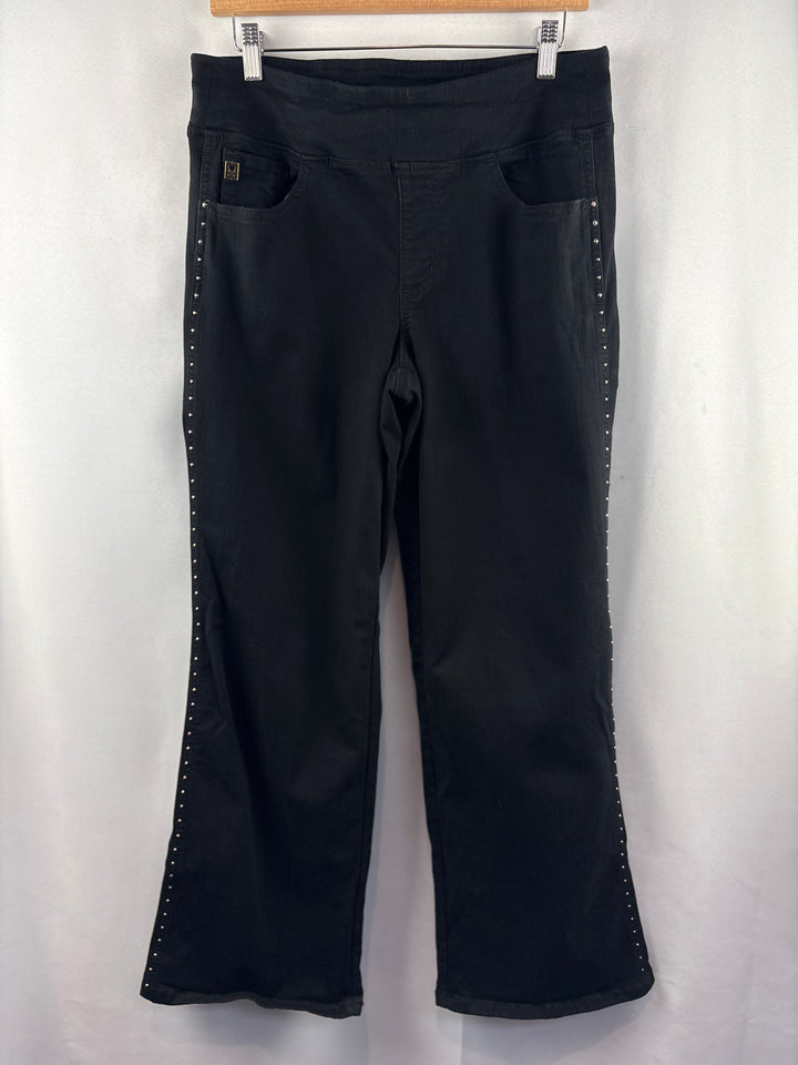 Women’s Belle Kim Gravel Size 14 Black Studded Straight Leg Jeans