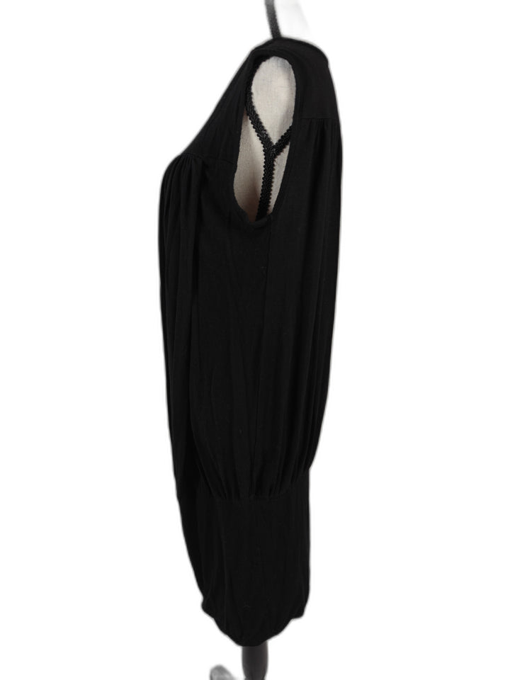 Women’s Savi Mom Sleeveless Black Knit Shift Dress Size Medium