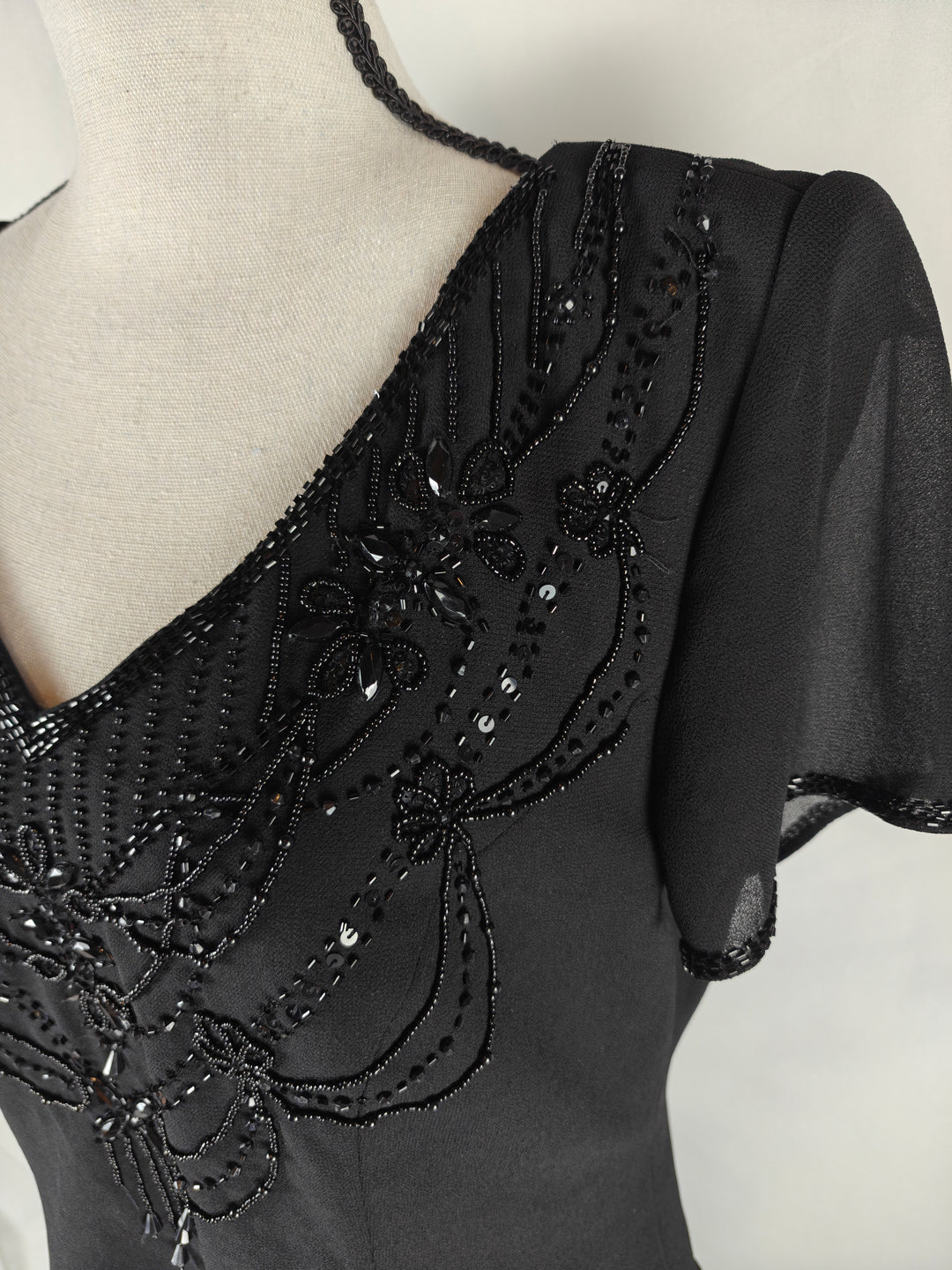 Women’s R&amp;M Richards Beaded Formal Dress Black Size 10