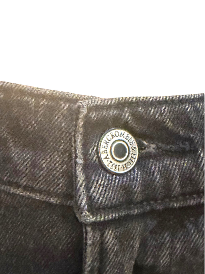 Abercrombie &amp; Fitch Curve Love 90s Relaxed Cutoff Shorts Black Size 32 NWT Y2K