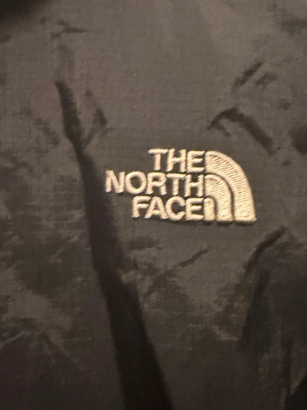 The North Face Women’s Black HyVent Hooded Rain Jacket Windbreaker Size M