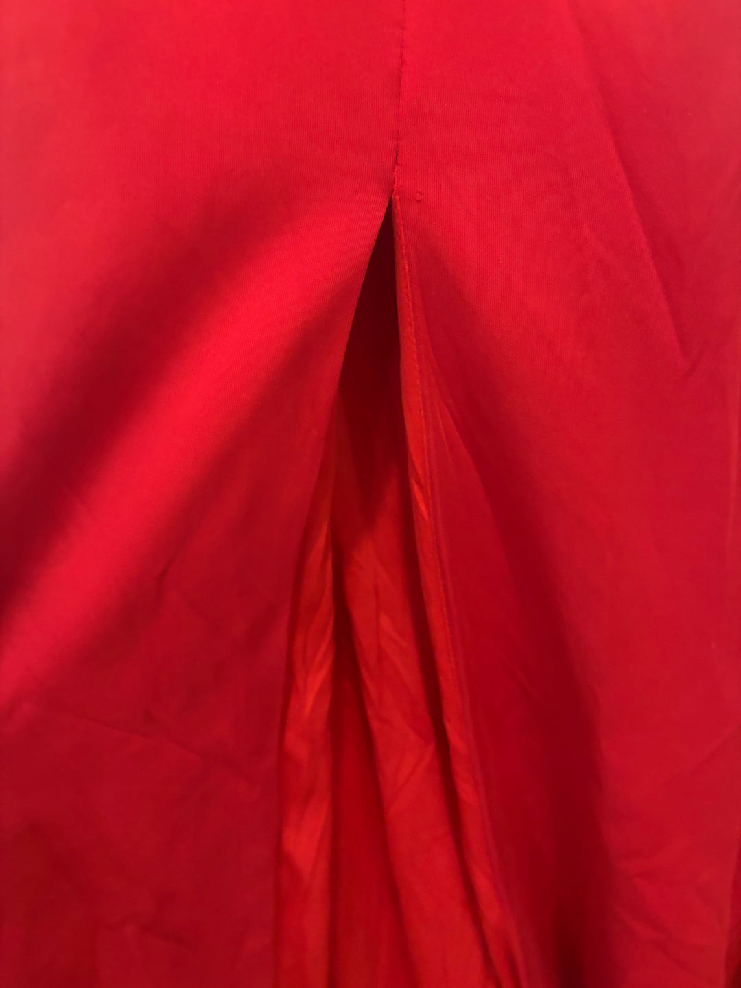 Ava Presley 29121 Red Satin Beaded Mermaid Prom Evening Gown Size 10 Bow Train