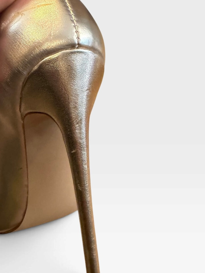 FSJ Beige Nude Gold Metallic Pointed Toe Stiletto Pumps Size 6