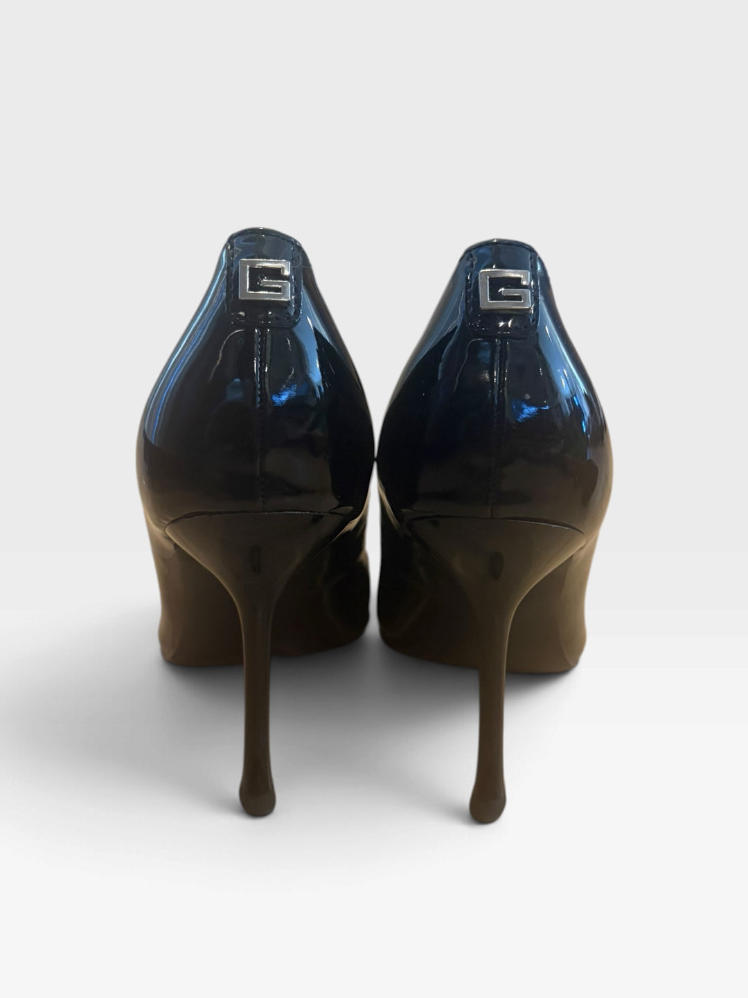 GUESS Black Patent Peep Toe Stiletto Heels 6 Y2K Pinup Rockabilly Pumps