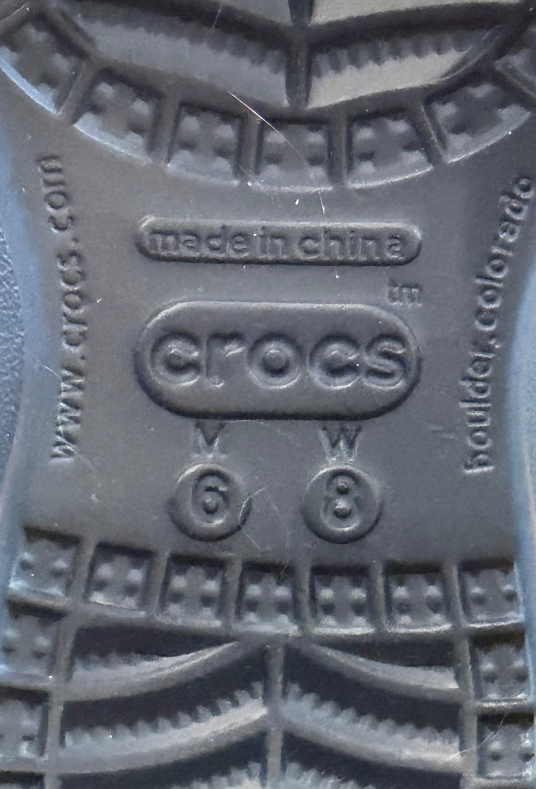 Crocs Navy Pink Chunky Flip Flops W6 Sporty Y2K Beach Pool Sandals NWOT