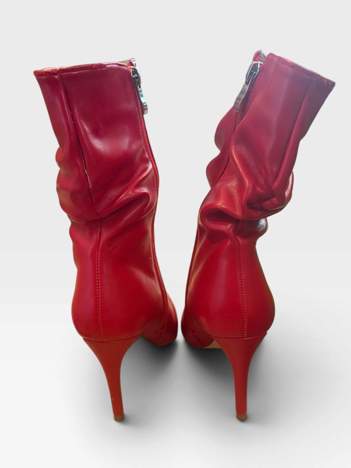 Vivian V Red Slouchy Pointed Toe Stiletto Boots Size 6 Y2K Retro