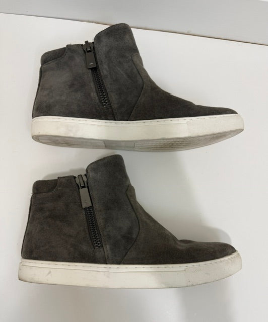 Kenneth Cole Kiera Dark Gray Suede Wedge Booties Sz9.5