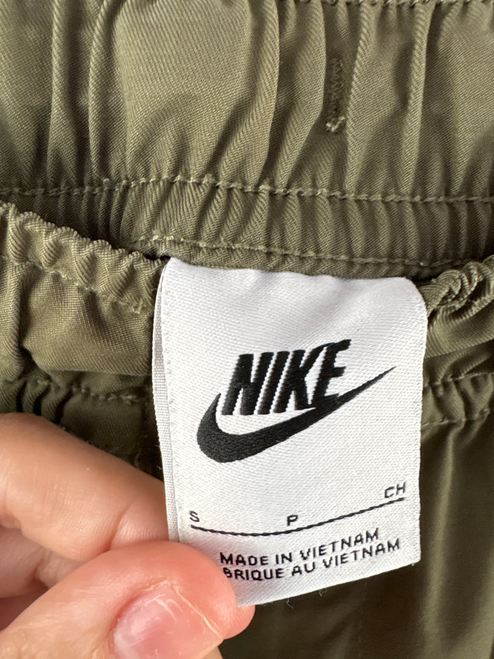 Men’s Nike Small Army Green Cargo Pants
