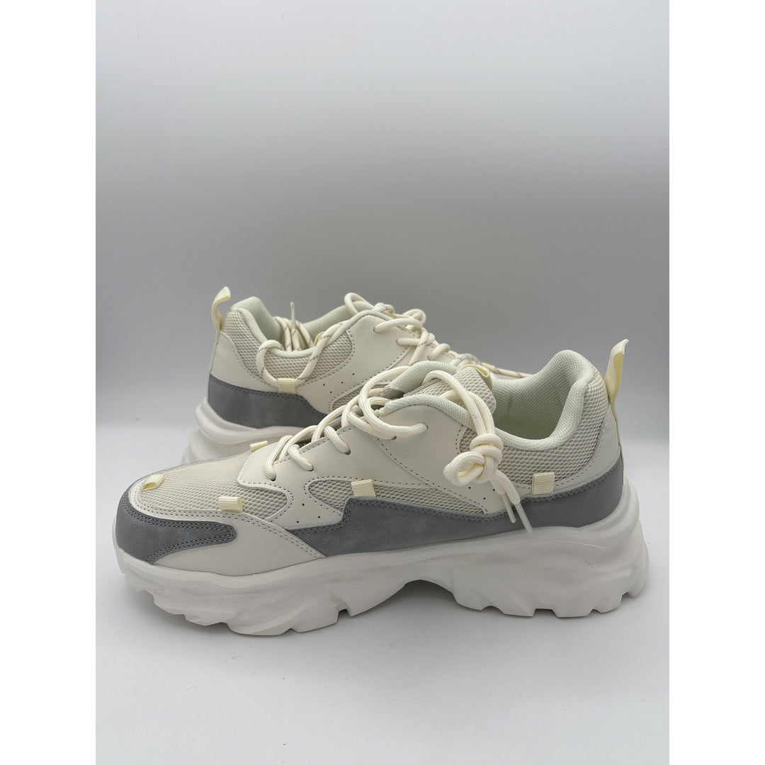 Women’s Addengjue Size 9 White Platform Sneakers
