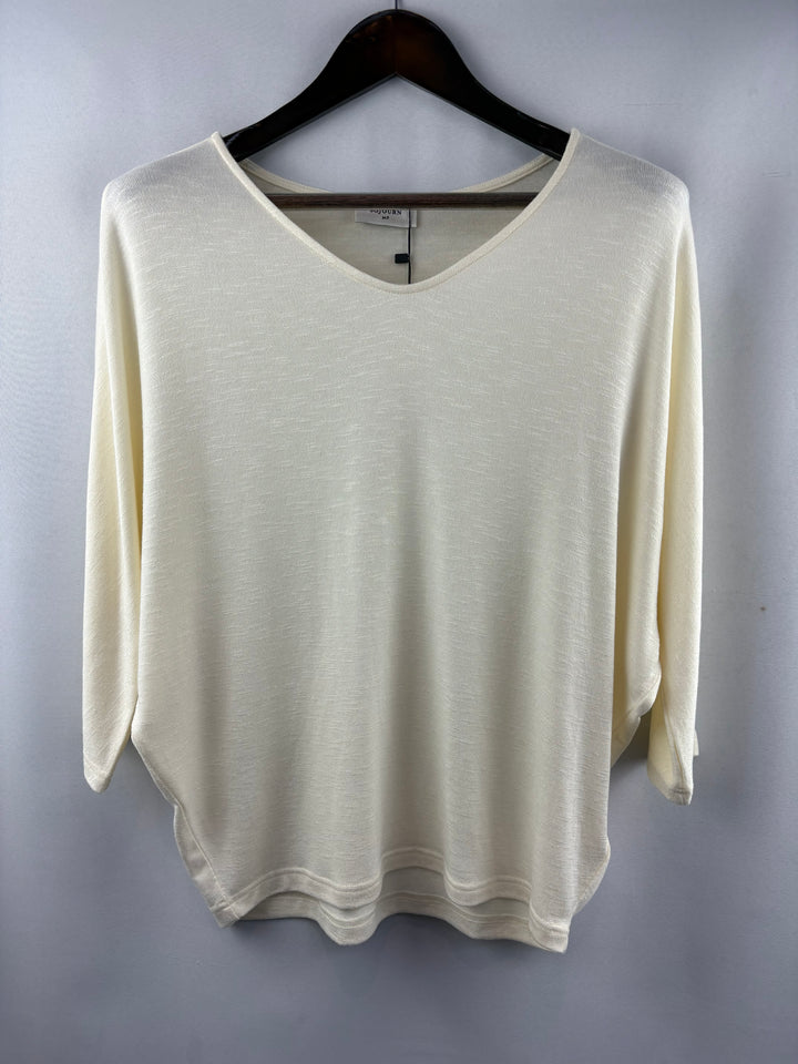 Women’s Short Story Medium Cream Scoop Neck Sweater