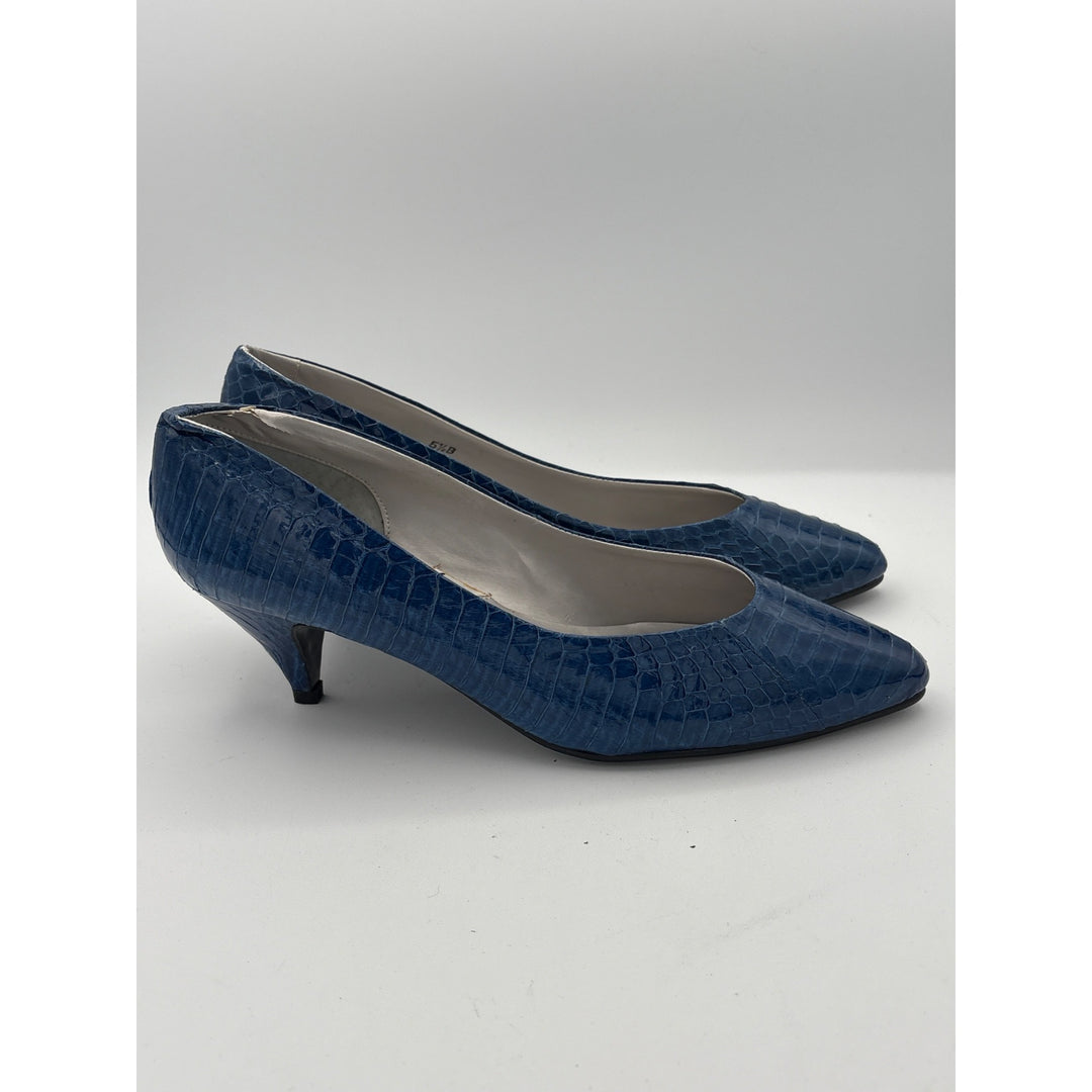 Women’s impo Size 5 1/2 Cerulean Blue Crocodile Kitten Heels
