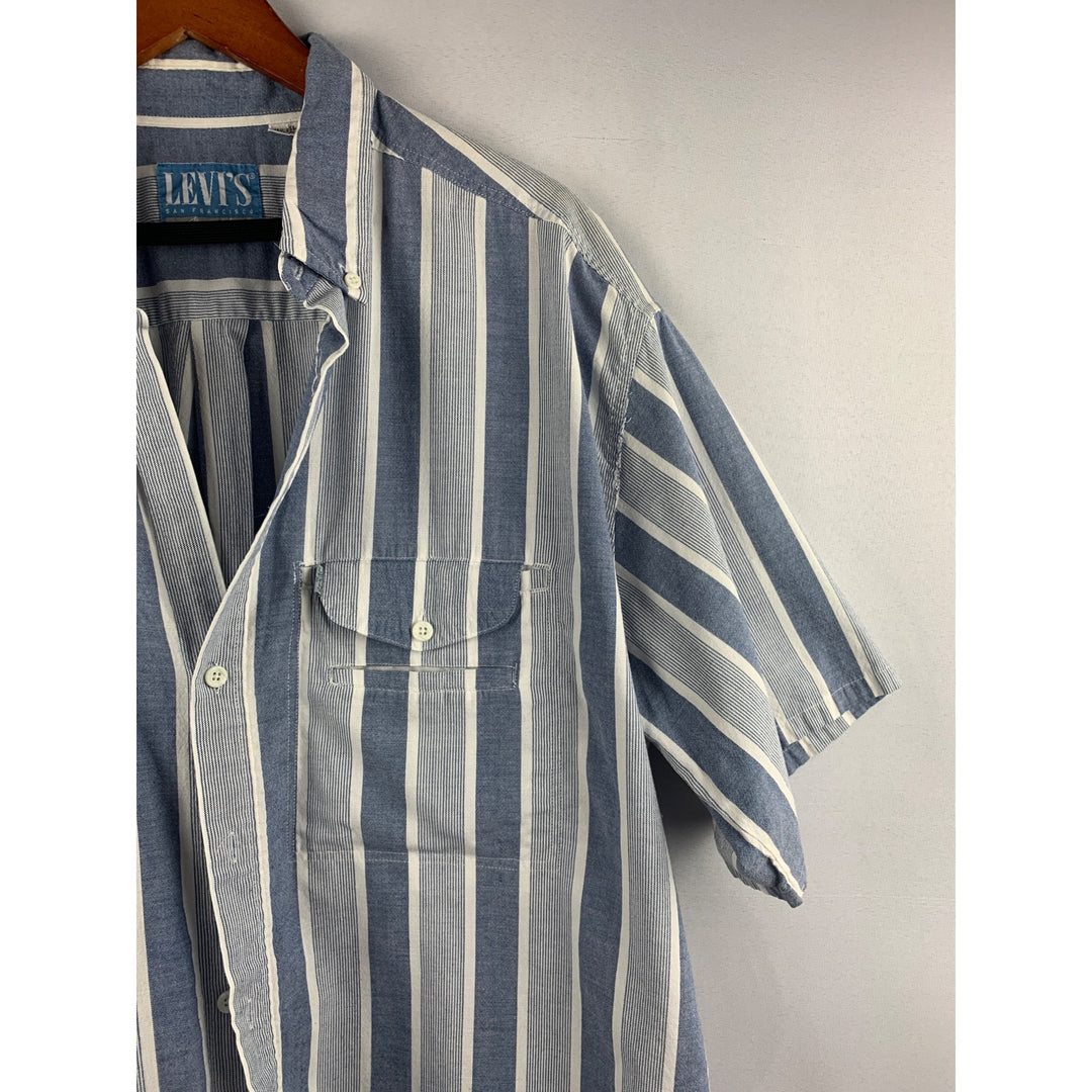 Levis San Francisco Mens XL Blue & White Striped Button-Up Shirt