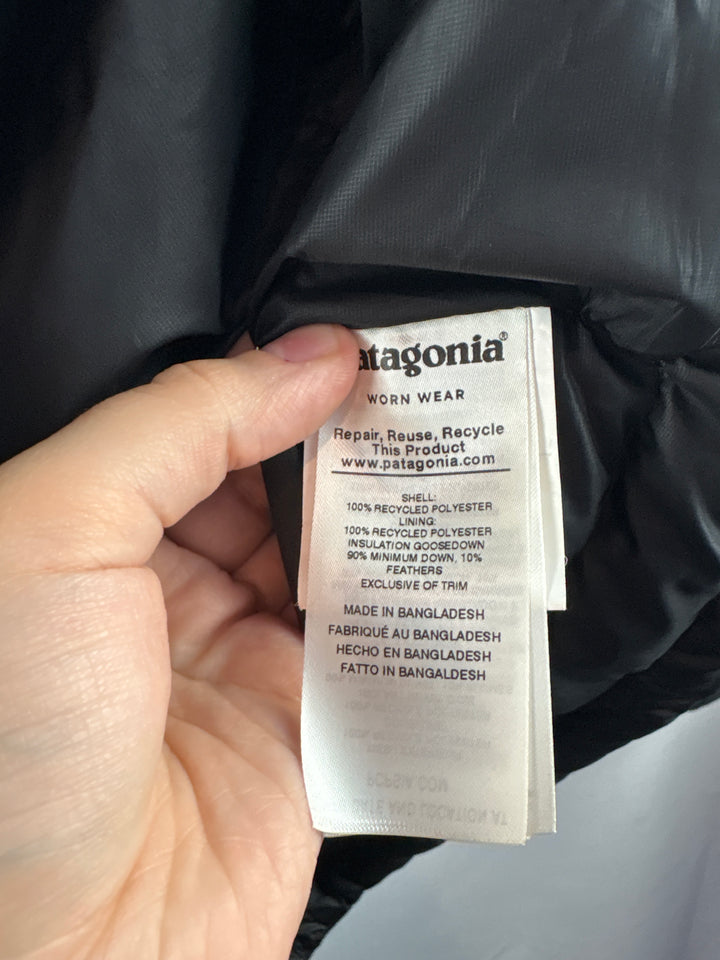 Women’s Patagonia Large Black Puffer Jacket
