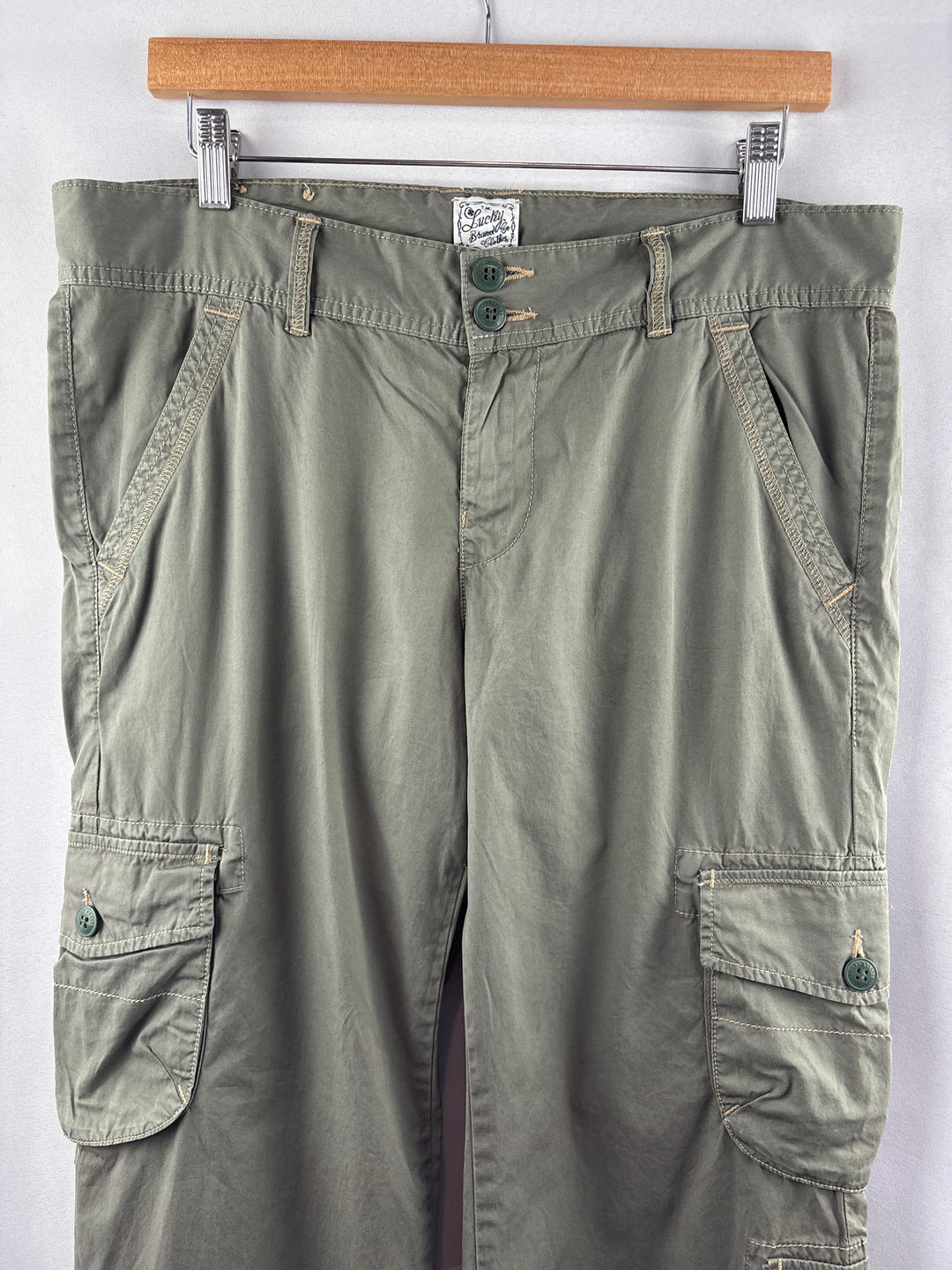 Women’s The Lucky Brand Size 12/31 Green Cargo Pants