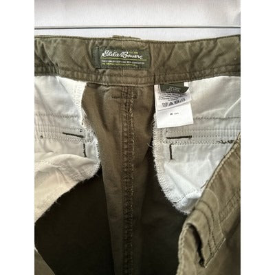 Eddie Bauer Mens Olive Cargo Capri Pants Size M Cotton Blend Casual