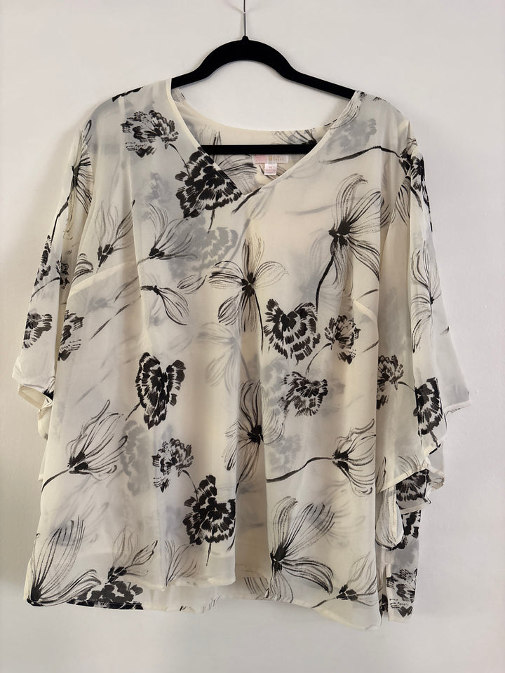 Belle Kim Gravel Blouse
