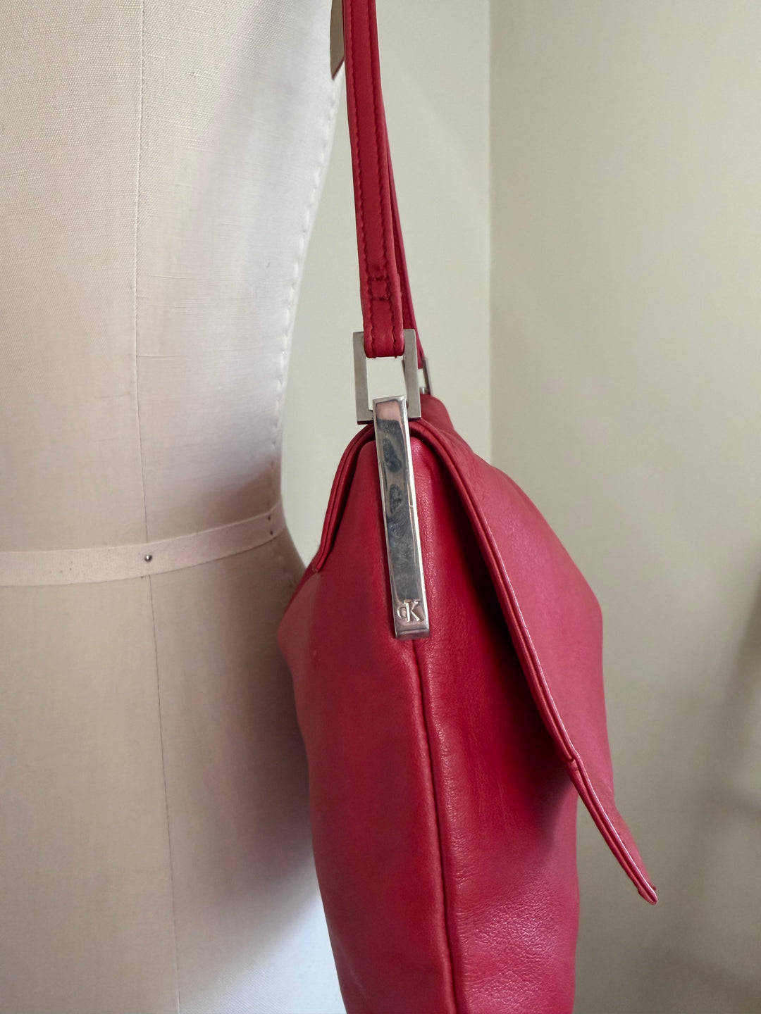 Calvin Klein Vintage Red Leather Shoulder Bag Minimalist 90s Y2K