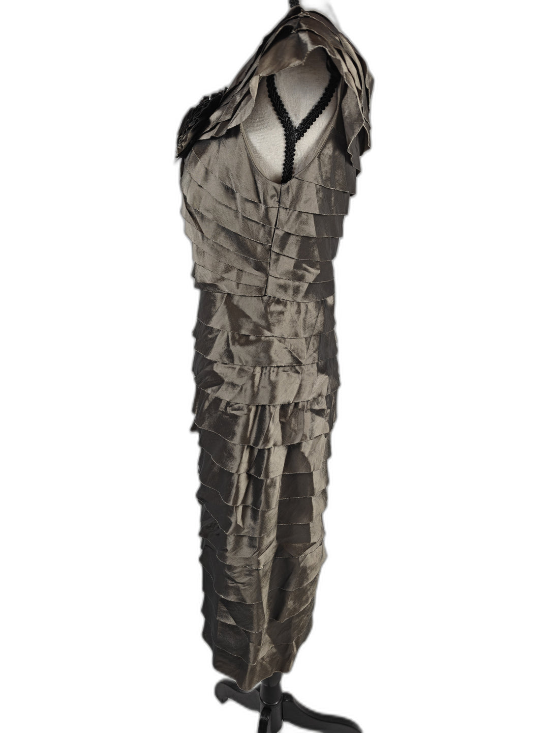 Women’s London Times Tiered Ruffle Rosette Cocktail Dress Silver Size 6