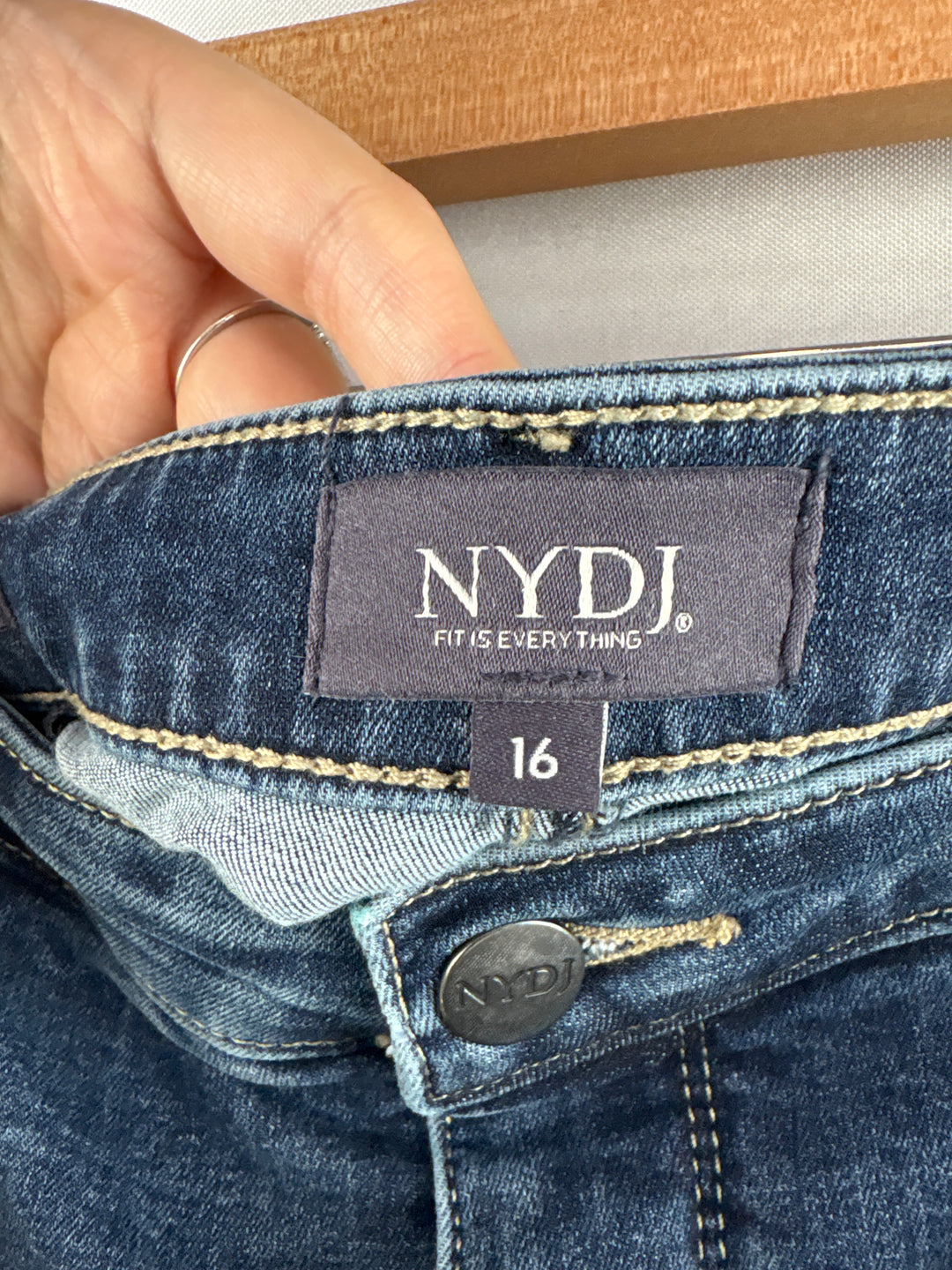 Women’s NYDJ Size 16 Dark Wash Blue Wide Leg Jeans