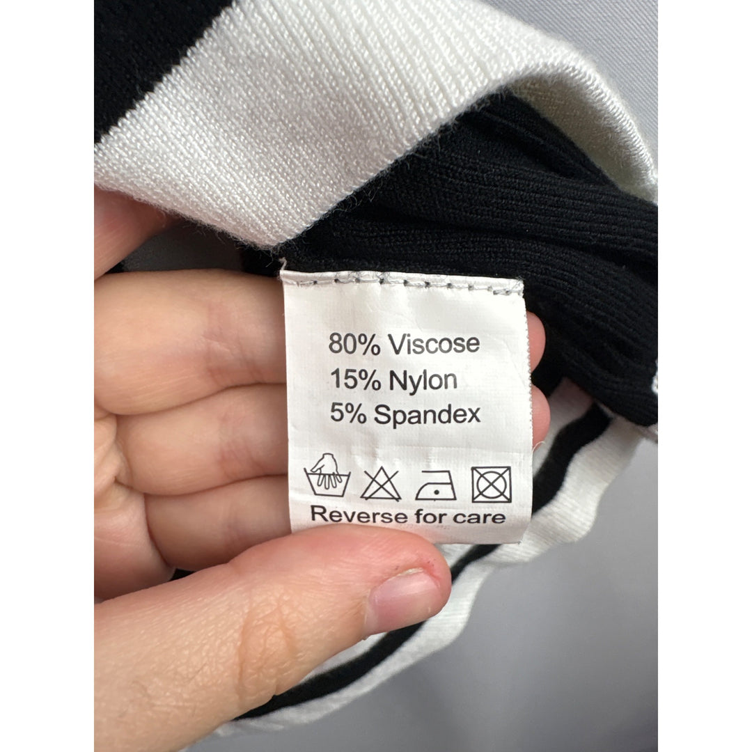 Belldini Womens XL Navy & White Ribbed Sleeveless Knit Top With Square Neckline
