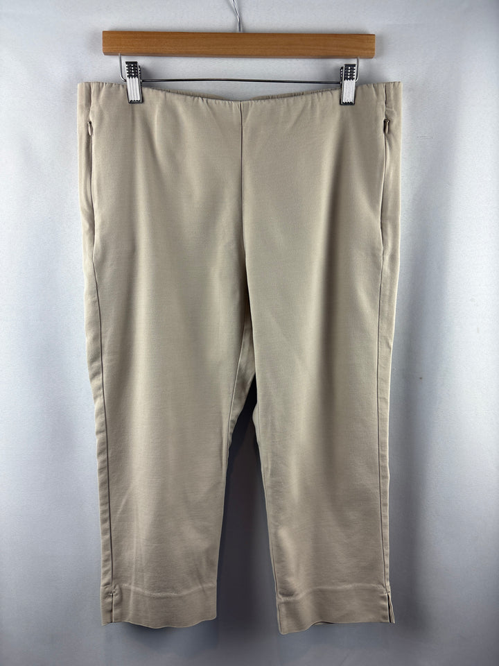 Women’s J.Jill Size 14 Khaki Stretch Capri Pants
