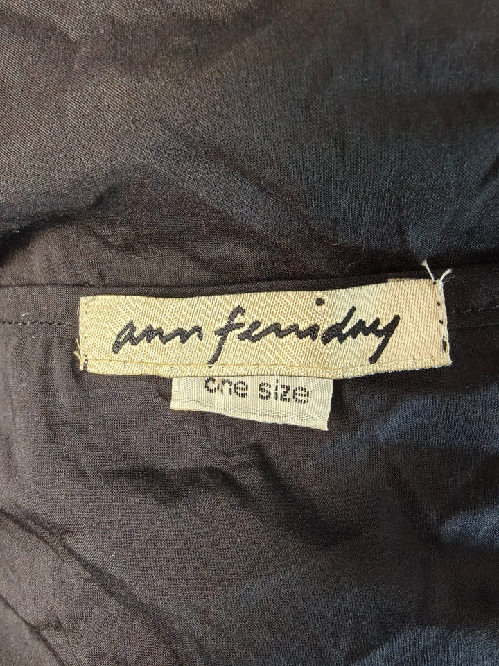 Womens Ann Ferriday Blouse Black One Size