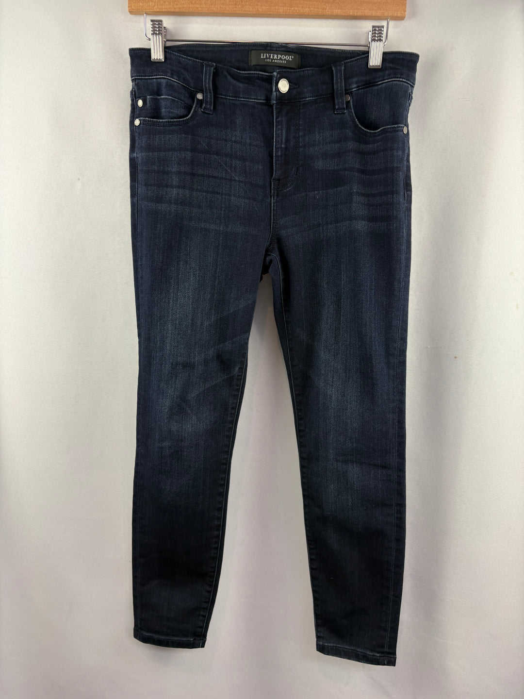 Women’s Liverpool Size 8/29 Dark Blue Skinny Jeans