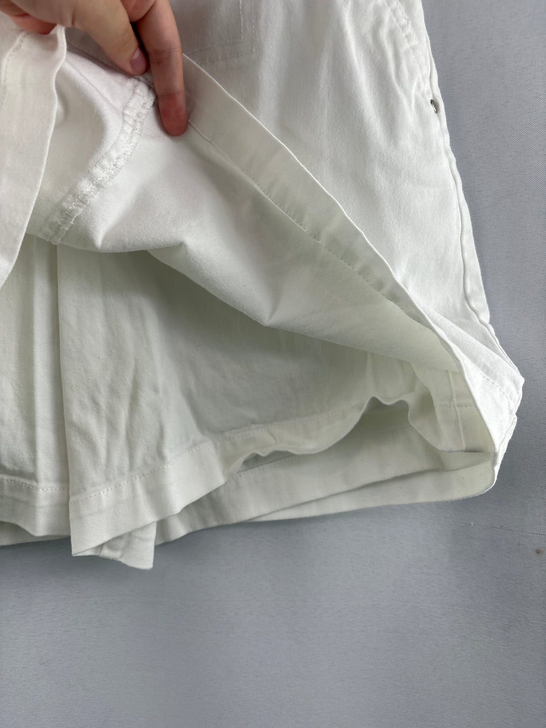 Women’s Dockers Size 4 White Denim Skort