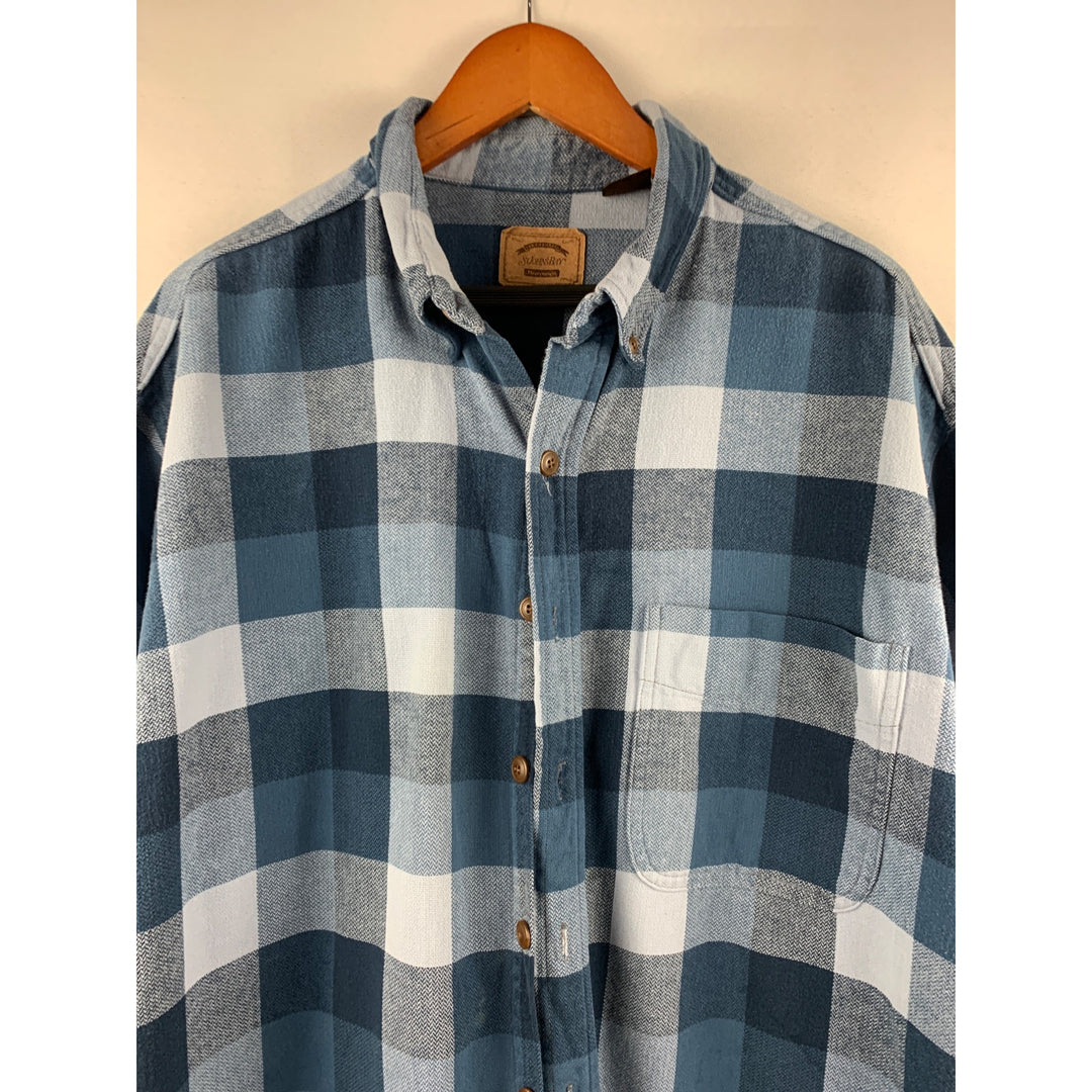 St John’s Bay Heavyweight Blue Plaid Long Sleeve Shirt - size XL