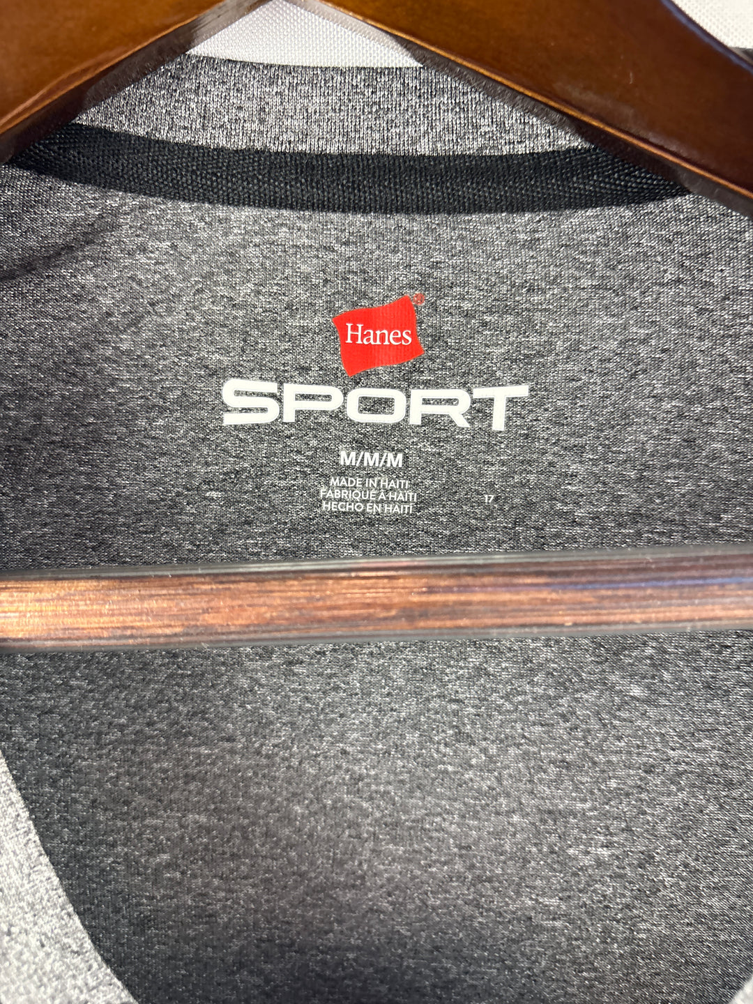 Women’s Hanes Sports Medium Heather Gray Long Sleeve Shirt