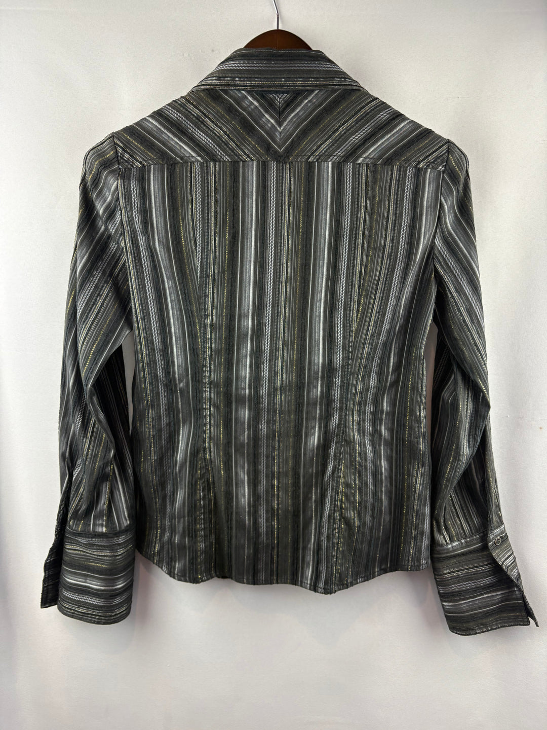 Women’s Tribal Size 4 Black, Gray, & Gold Striped Button Up