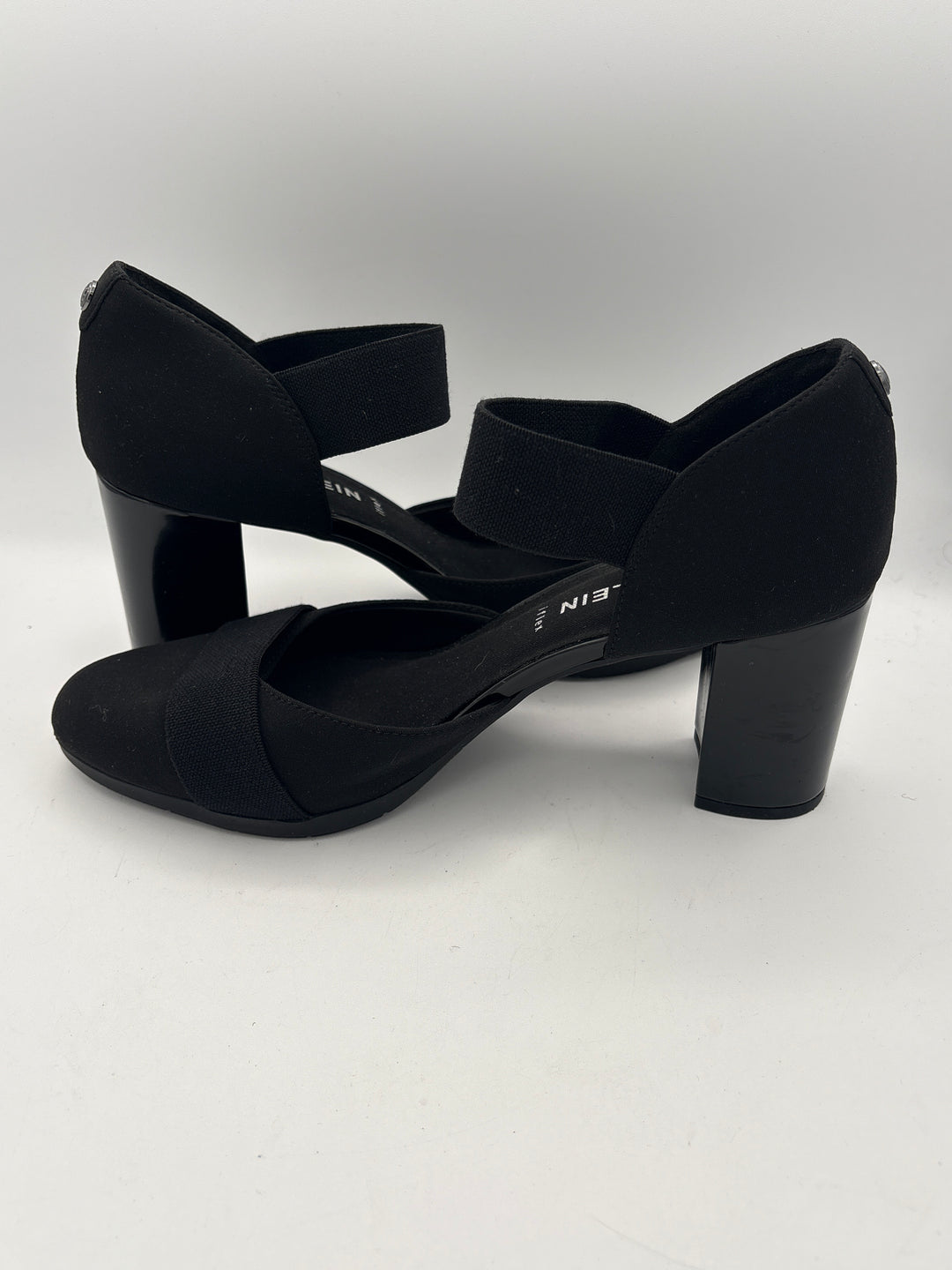 Women’s Anne Klein Size 10 Black Faux Suede Block Heels