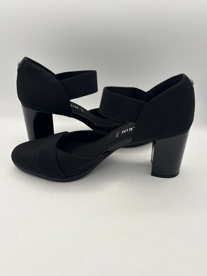 Women’s Anne Klein Size 10 Black Faux Suede Block Heels