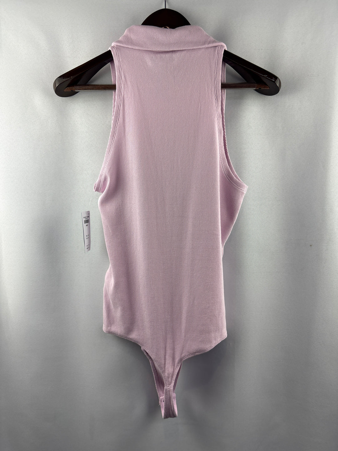 Women’s Abercrombie &amp; Fitch Large Cool Pink Sleeveless Bodysuit
