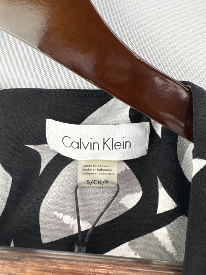 Women’s Calvin Klein Small Black, Gray, White Sleeveless Blouse