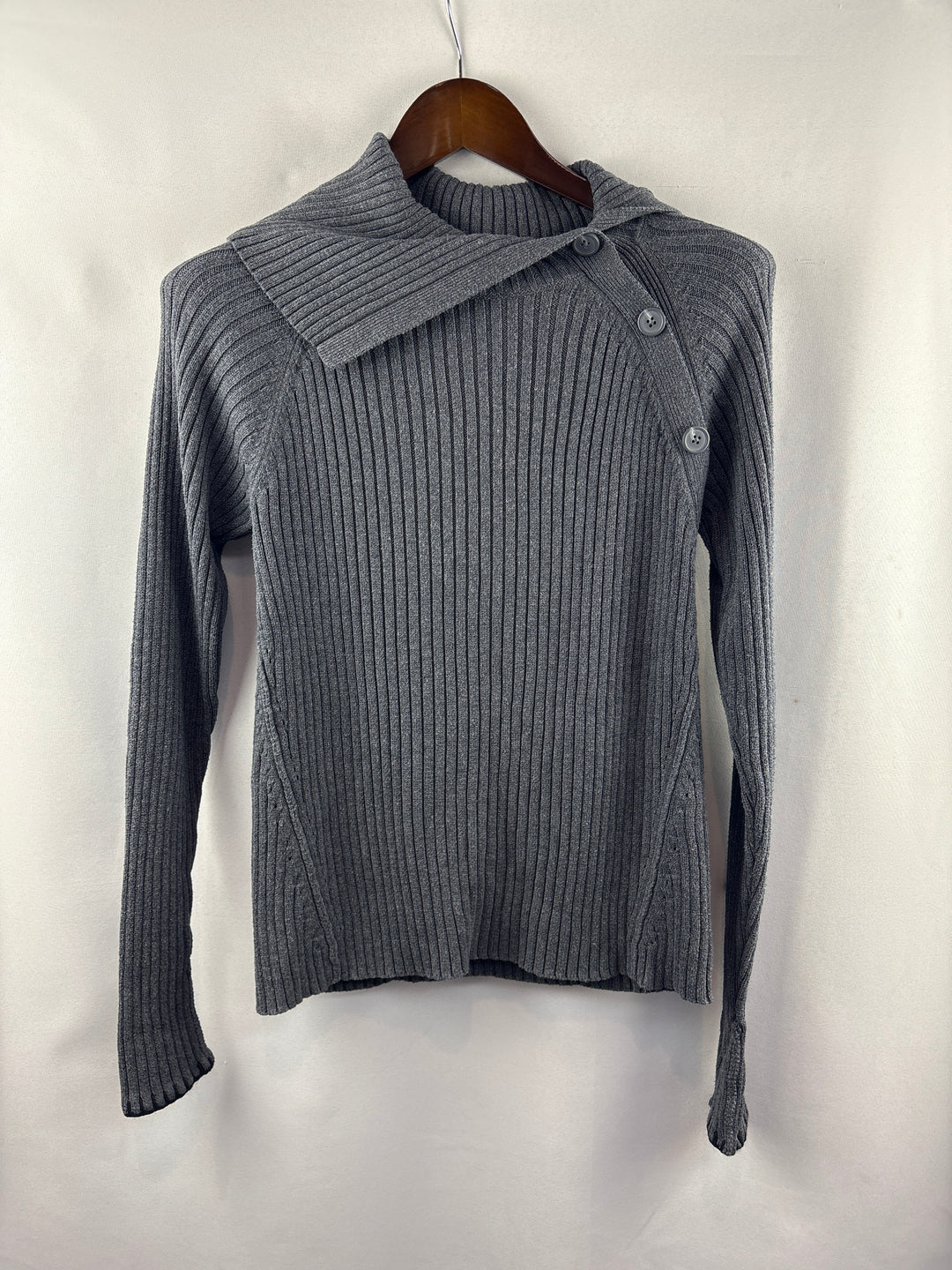 Women’s Magnolia Grace Small Gray Ribbed Knit Sweater