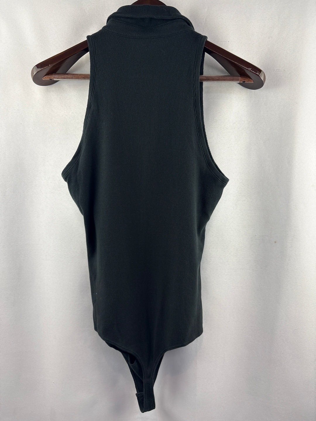 Women’s Abercrombie &amp; Fitch Large Black Sleeveless Bodysuit
