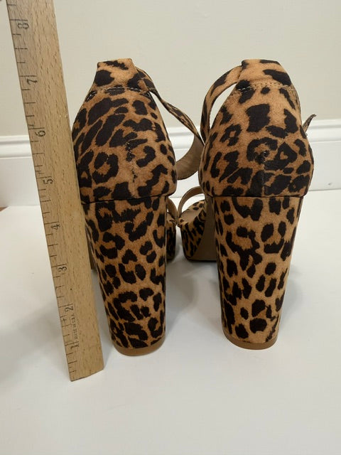 Torrid Leopard Platform Heels Sandals Sz9.5WW NWT