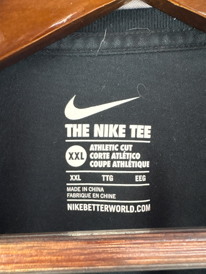 Women’s Nike XXL Black Seahawks Short Sleeve Shirt