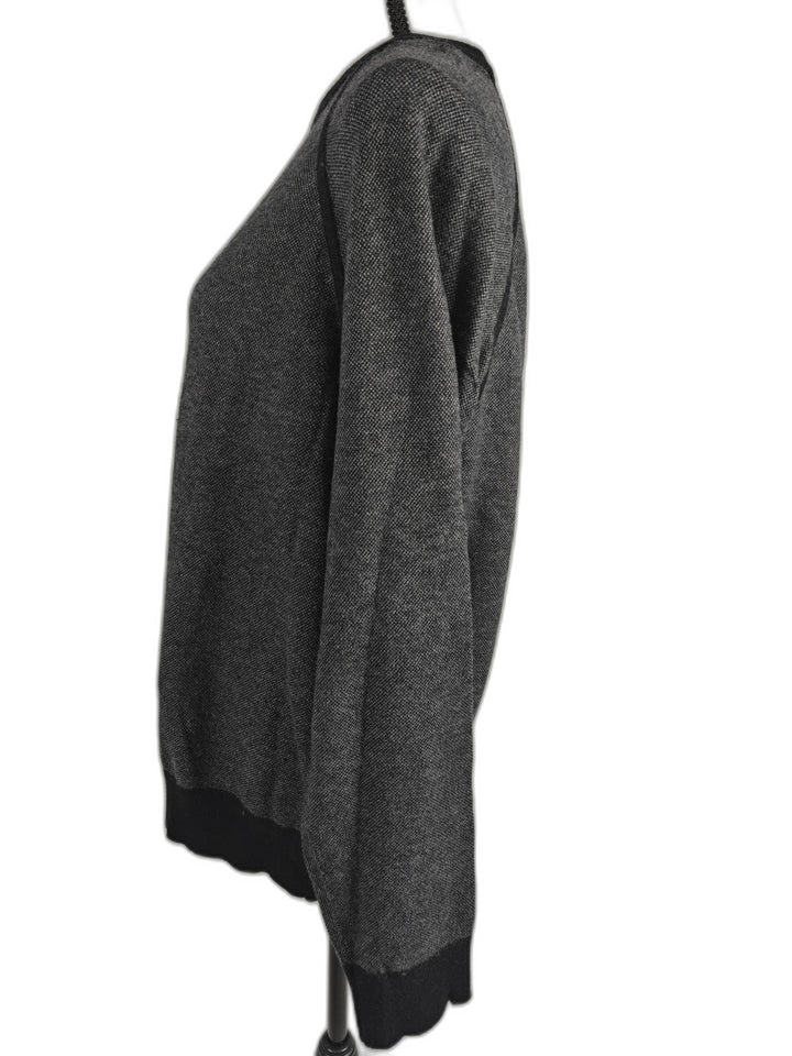 Women’s Banana Republic Sweater Gray Black Size M