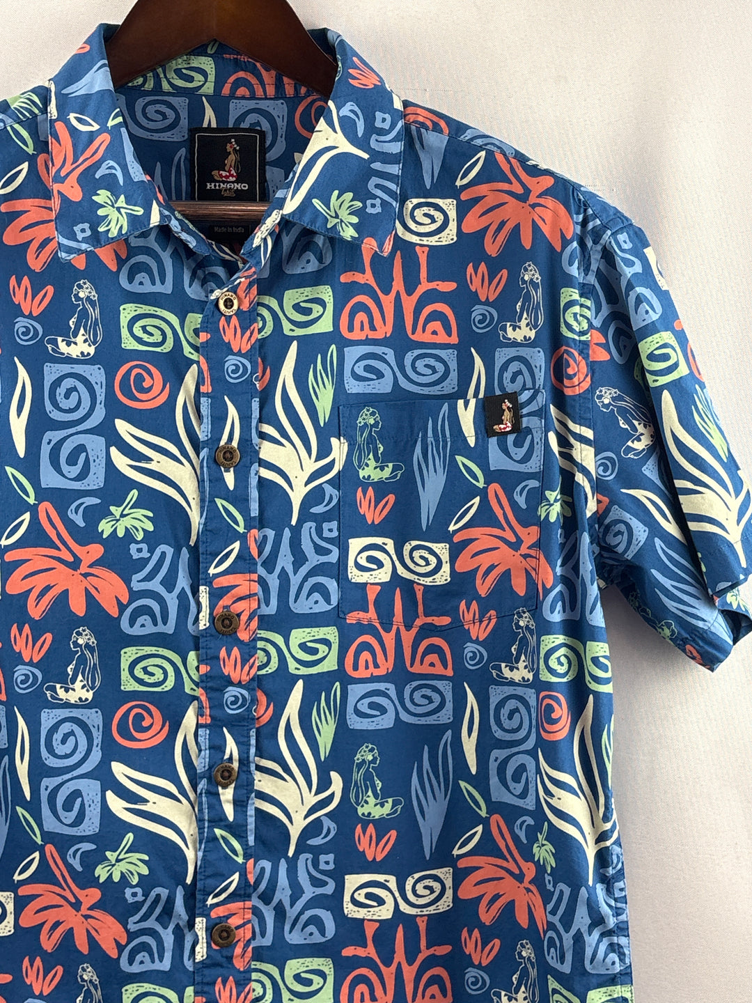 Men’s Hinano Tahiti Medium Blue Hawaiian Patterned Button Up