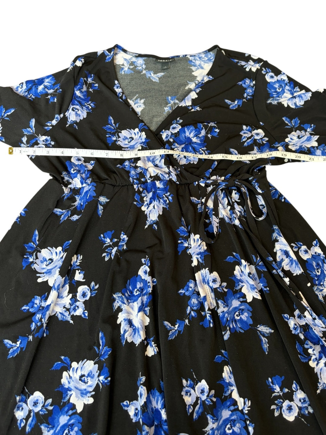 torrid Black Midi Dress with Blue and White Floral Print Size 1*