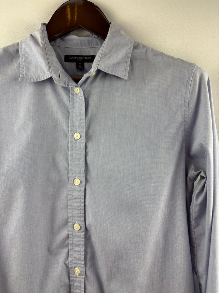 Men’s Banana Republic Small Light Blue Button Up