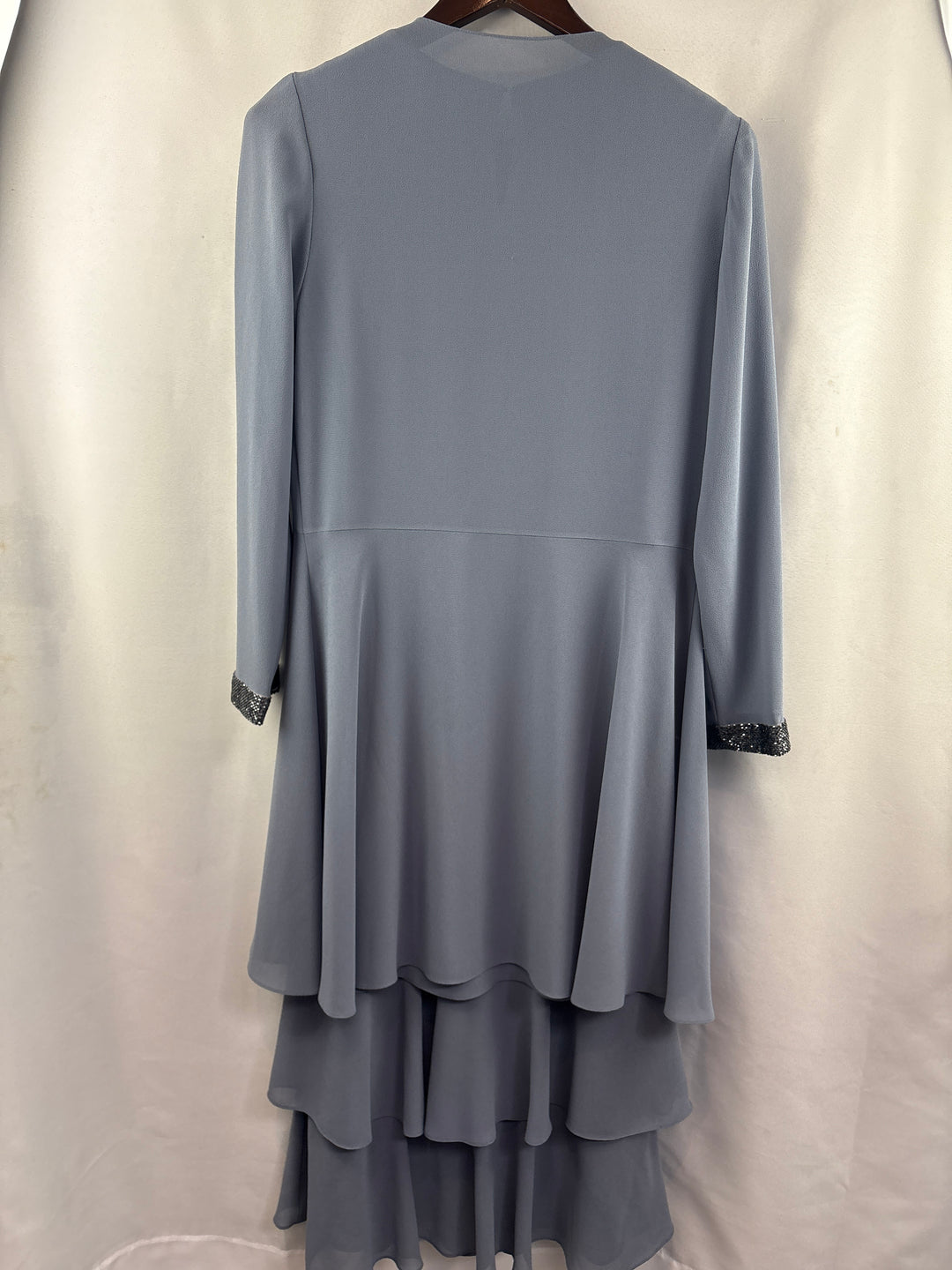 Women’s Cattiva Size 10 Misty Gray Dress w/ Shawl