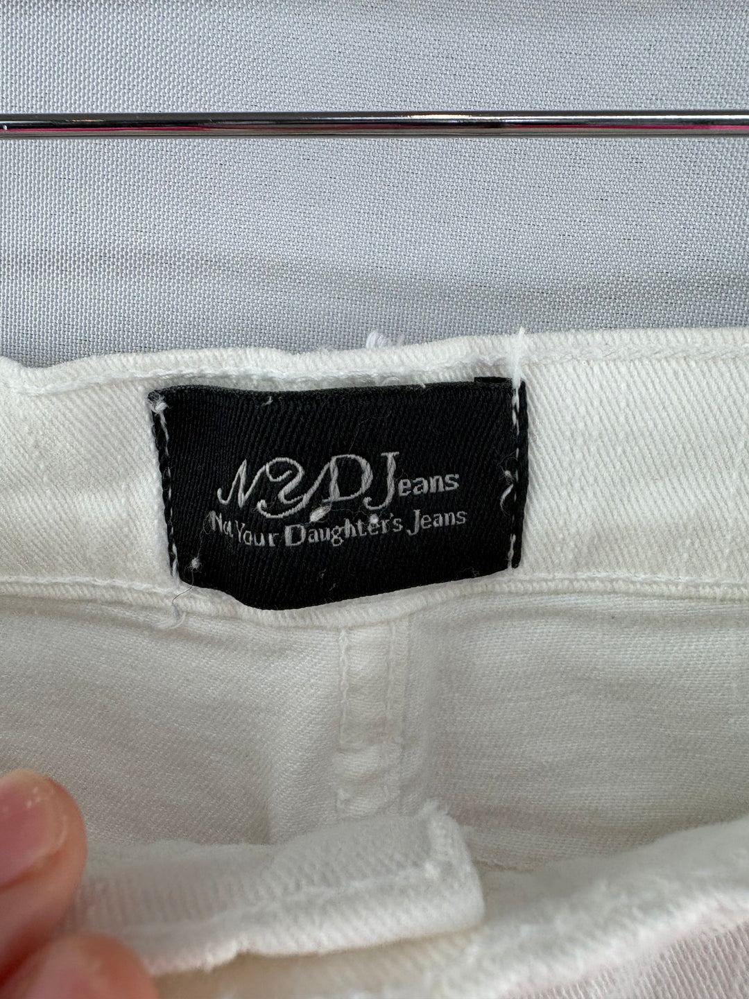 Women’s NYDJ  Size 16 White Jean Capris