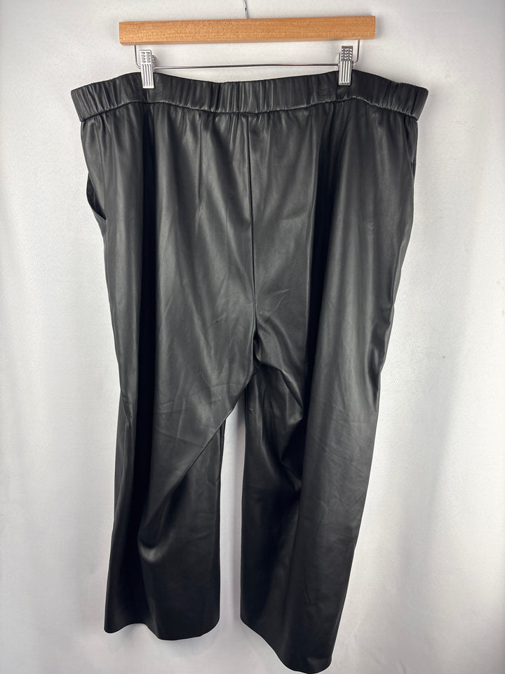 Women’s Ulla Popken Size 20/22 Black Faux Leather Pants