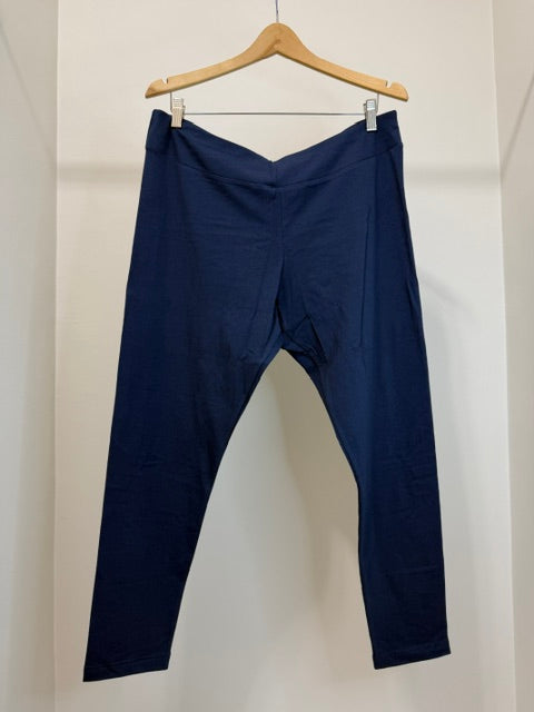 Time and Tru High Rise Leggings Bundle (2) Navy + Camo SzXXL(20) NWT