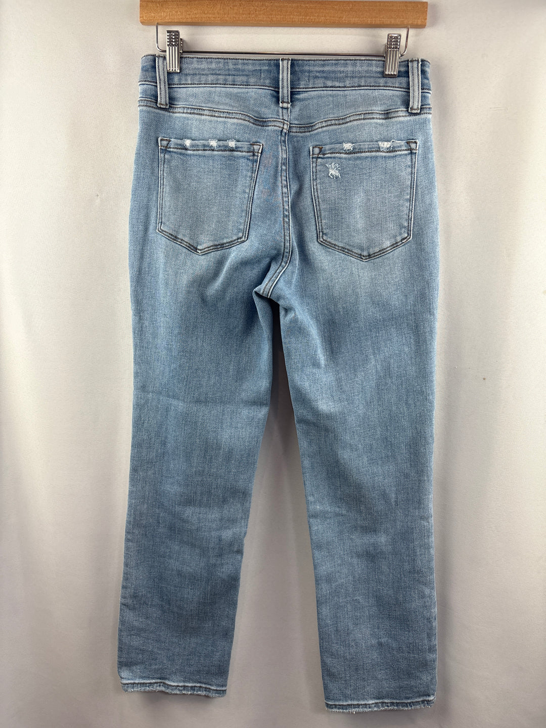 Women’s Flying Monkey Size 28P Light Wash Blue Straight Jeans